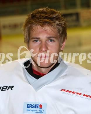 Eishockey. KAC. Portraitfoto. Mannschaftsfoto. Swette Rene. Klagenfurt, 17.8.2011.
Foto: Kuess
---
pressefotos, pressefotografie, kuess, qs, qspictures, sport, bild, bilder, bilddatenbank