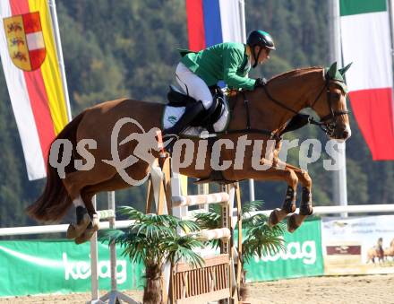 Reiten. Kaerntner Landesmeisterschaften. Dieter Koefler auf Golden Gun. Reifnitz, am 14.8.2011.
Foto: Kuess
---
pressefotos, pressefotografie, kuess, qs, qspictures, sport, bild, bilder, bilddatenbank
