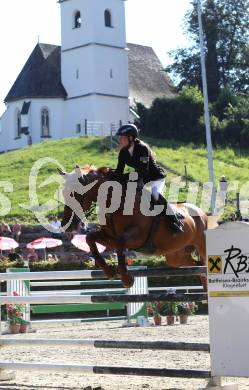Reiten. Kaerntner Landesmeisterschaften. Andrea Skorianz-Jenull auf Calligulla. Reifnitz, am 14.8.2011.
Foto: Kuess
---
pressefotos, pressefotografie, kuess, qs, qspictures, sport, bild, bilder, bilddatenbank
