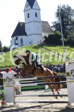 Reiten. Kaerntner Landesmeisterschaften. Dieter Koefler auf Golden Gun. Reifnitz, am 14.8.2011.
Foto: Kuess
---
pressefotos, pressefotografie, kuess, qs, qspictures, sport, bild, bilder, bilddatenbank
