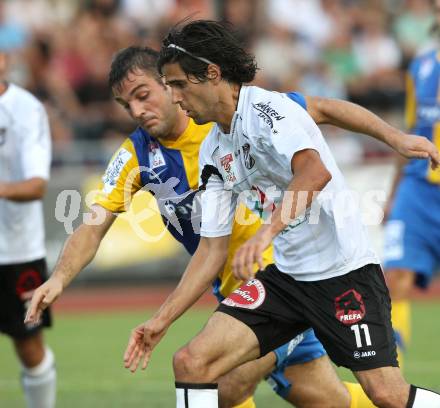 Fussball Bundesliga. Erste Liga. WAC/St. Andrae gegen Vienna. Jacobo,  (WAC/St.Andrae), Marco Salvatore (Vienna). Wolfsberg, 19.8.2011
Foto: Kuess

---
pressefotos, pressefotografie, kuess, qs, qspictures, sport, bild, bilder, bilddatenbank