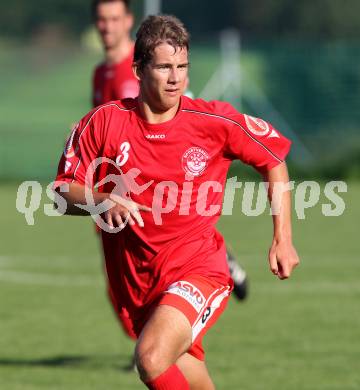 Fussball Unterliga Ost. Ludmannsdorf gegen KAC. Martin Auer (KAC). Ludmannsdorf, am 21.8.2011.
Foto: Kuess
---
pressefotos, pressefotografie, kuess, qs, qspictures, sport, bild, bilder, bilddatenbank