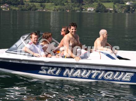 Eishockey. VSV. KASPITZ Roland, DAMON Derek, WIEDERGUT Andreas, TOFF Nico. Ossiacher See, 22.8.2011.
Foto: Kuess
---
pressefotos, pressefotografie, kuess, qs, qspictures, sport, bild, bilder, bilddatenbank