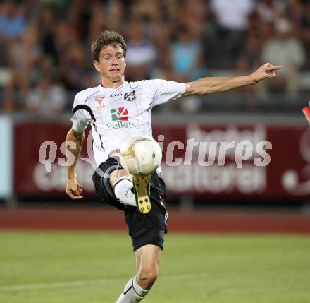 Fussball Bundesliga. Erste Liga. WAC/St. Andrae gegen SKN St. Poelten.  Christian Falk (WAC/St.Andrae). Wolfsberg, 26.8.2011
Foto: Kuess

---
pressefotos, pressefotografie, kuess, qs, qspictures, sport, bild, bilder, bilddatenbank