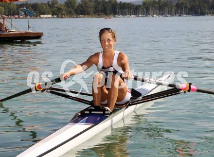 Rudern. Michaela Taupe-Traer. Klagenfurt, 24.8.2011.
Foto: Kuess
---
pressefotos, pressefotografie, kuess, qs, qspictures, sport, bild, bilder, bilddatenbank