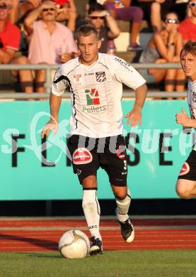 Fussball Bundesliga. Erste Liga. WAC/St. Andrae gegen SKN St. Poelten.  Manuel Kerhe (WAC/St.Andrae). Wolfsberg, 26.8.2011
Foto: Kuess

---
pressefotos, pressefotografie, kuess, qs, qspictures, sport, bild, bilder, bilddatenbank