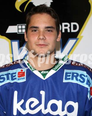 Eishockey. VSV. Mannschaftsfototermin. Portraitfoto. Michael Koefeler. Villach, 27.8.2011.
Foto: Kuess
---
pressefotos, pressefotografie, kuess, qs, qspictures, sport, bild, bilder, bilddatenbank