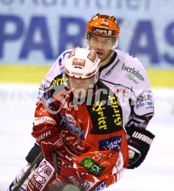 Eishockey Testspiel KAC gegen Iserlohn Roosters. Tyler Scofield, (KAC), Brett Skinner (Iserlohn Roosters). Klagenfurt, 27.8.2011.
Foto: Kuess 

---
pressefotos, pressefotografie, kuess, qs, qspictures, sport, bild, bilder, bilddatenbank