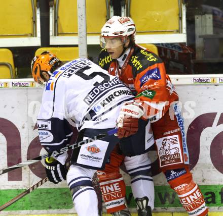 Eishockey Testspiel KAC gegen Iserlohn Roosters. Dieter Kalt, (KAC), Derek Peltier (Iserlohn Roosters). Klagenfurt, 27.8.2011.
Foto: Kuess 

---
pressefotos, pressefotografie, kuess, qs, qspictures, sport, bild, bilder, bilddatenbank
