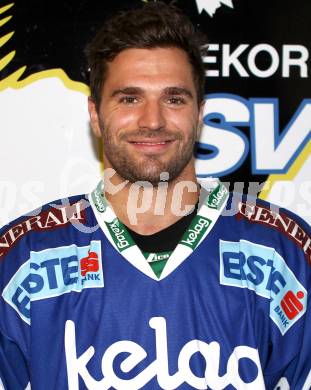 Eishockey. VSV. Mannschaftsfototermin. Portraitfoto. PETRIK Niki. Villach, 27.8.2011.
Foto: Kuess
---
pressefotos, pressefotografie, kuess, qs, qspictures, sport, bild, bilder, bilddatenbank