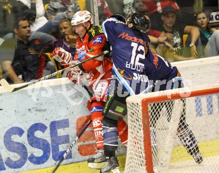 Eishockey Testspiel KAC gegen ERC Ingolstadt. Siklenka Mike (KAC), Tyler Bouck, Jared Ross (ERC Ingolstadt). Klagenfurt, 28.8.2011.
Foto: Kuess 

---
pressefotos, pressefotografie, kuess, qs, qspictures, sport, bild, bilder, bilddatenbank