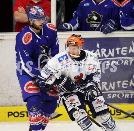 EBEL. Eishockey Bundesliga. EC Pasut VSV gegen Iserlohn Roosters. Craig Weller,  (VSV), Thomas Holzmann (Iserlohn Roosters). Villach, am 28.8.2011.
Foto: Kuess 


---
pressefotos, pressefotografie, kuess, qs, qspictures, sport, bild, bilder, bilddatenbank