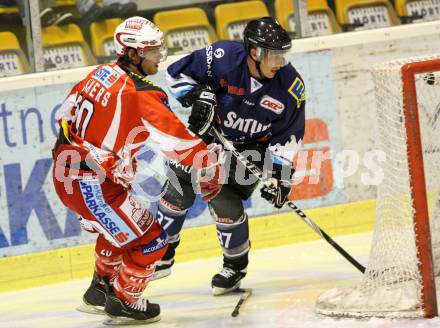 Eishockey Testspiel KAC gegen ERC Ingolstadt. Lammers John (KAC), Rick Girard (ERC Ingolstadt). Klagenfurt, 28.8.2011.
Foto: Kuess 

---
pressefotos, pressefotografie, kuess, qs, qspictures, sport, bild, bilder, bilddatenbank