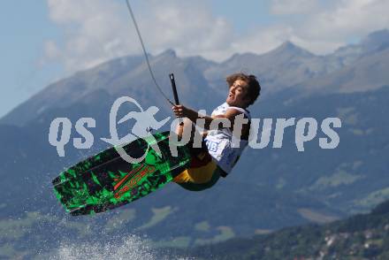 Wakeboard. Dominik Hernler. Doebriach am Millstaetter See, am 28.8.2011.
Foto: Kuess
---
pressefotos, pressefotografie, kuess, qs, qspictures, sport, bild, bilder, bilddatenbank