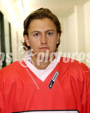 Eishockey. KAC U20. Maximilian Isopp. Klagenfurt, 29.8.2011.
Foto: Kuess
---
pressefotos, pressefotografie, kuess, qs, qspictures, sport, bild, bilder, bilddatenbank