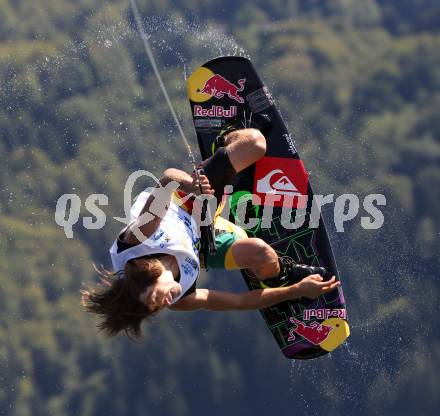 Wakeboard. Dominik Hernler. DÃ¶briach am MillstÃ¤tter See, am 28.8.2011.
Foto: Kuess 

---
pressefotos, pressefotografie, kuess, qs, qspictures, sport, bild, bilder, bilddatenbank