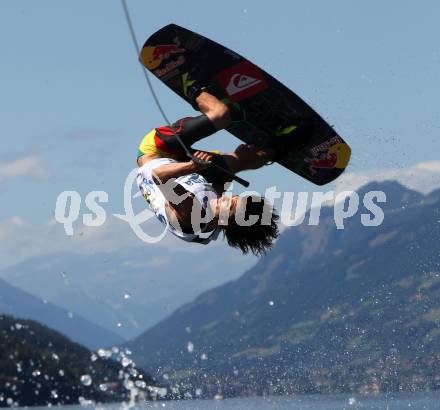 Wakeboard. Dominik Hernler. Doebriach am Millstaetter See, am 28.8.2011.
Foto: Kuess
---
pressefotos, pressefotografie, kuess, qs, qspictures, sport, bild, bilder, bilddatenbank