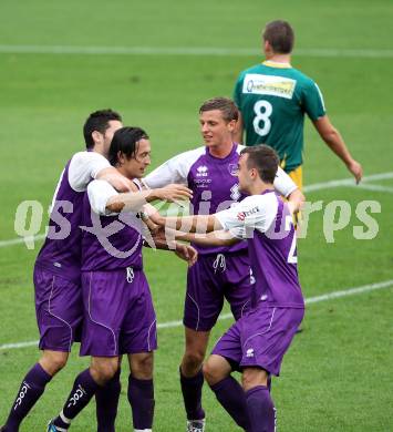 Fussball Regionalliga. SK Austria Klagenfurt gegen Voecklamarkt. Torjubel (Austria). Klagenfurt, am 2.9.2011.
Foto: Kuess
---
pressefotos, pressefotografie, kuess, qs, qspictures, sport, bild, bilder, bilddatenbank