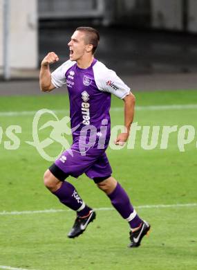 Fussball Regionalliga. SK Austria Klagenfurt gegen Voecklamarkt. Torjubel Stefan Korepp (Austria). Klagenfurt, am 2.9.2011.
Foto: Kuess
---
pressefotos, pressefotografie, kuess, qs, qspictures, sport, bild, bilder, bilddatenbank