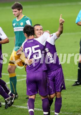 Fussball Regionalliga. SK Austria Klagenfurt gegen Voecklamarkt. Torjubel Martin Salentinig, Stefan Korepp (Austria). Klagenfurt, am 2.9.2011.
Foto: Kuess
---
pressefotos, pressefotografie, kuess, qs, qspictures, sport, bild, bilder, bilddatenbank