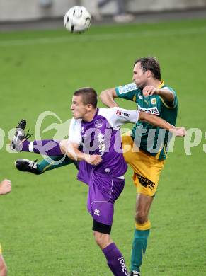 Fussball Regionalliga. SK Austria Klagenfurt gegen Voecklamarkt. Stefan Korepp (Austria), David Vitzthum (Voecklamarkt). Klagenfurt, am 2.9.2011.
Foto: Kuess
---
pressefotos, pressefotografie, kuess, qs, qspictures, sport, bild, bilder, bilddatenbank