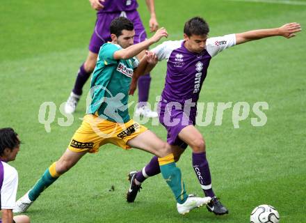 Fussball Regionalliga. SK Austria Klagenfurt gegen Voecklamarkt. Siegfried Rasswalder (Austria), Stefan Sammer Voecklamarkt). Klagenfurt, am 2.9.2011.
Foto: Kuess
---
pressefotos, pressefotografie, kuess, qs, qspictures, sport, bild, bilder, bilddatenbank