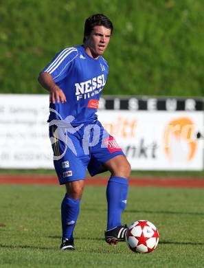 Fussball Kaerntner Liga. Voelkermarkt gegen Hermagor. Philipp Werner Kofler (Hermagor). Voelkermarkt, am 3.9.2011.
Foto: Kuess
---
pressefotos, pressefotografie, kuess, qs, qspictures, sport, bild, bilder, bilddatenbank