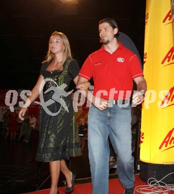 Eishockey. KAC. Kirchtag. Brandner Christoph. Klagenfurt, 3.9.2011.
Foto: Kuess
---
pressefotos, pressefotografie, kuess, qs, qspictures, sport, bild, bilder, bilddatenbank