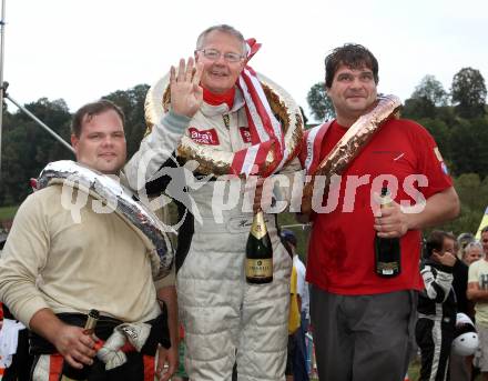 Motorsport. Bergrennen Simonhoehe. Patrik Zajelsnik (SLO), Hermann Waldy (AUT), Alexander Zajelsnik (SLO). St. Urban, am 4.9.2011.
Foto: Kuess
---
pressefotos, pressefotografie, kuess, qs, qspictures, sport, bild, bilder, bilddatenbank