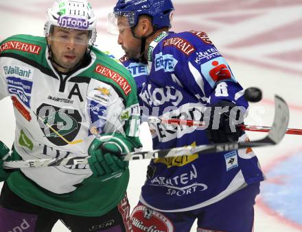 EBEL. Eishockey Bundesliga. EC Rekord Fenster VSV gegen HDD TILIA Olimpija Ljubljana. Gerhard Unterluggauer,  (VSV), Petr Sachl (Laibach). Villach, am 9.9.2011.
Foto: Kuess 


---
pressefotos, pressefotografie, kuess, qs, qspictures, sport, bild, bilder, bilddatenbank