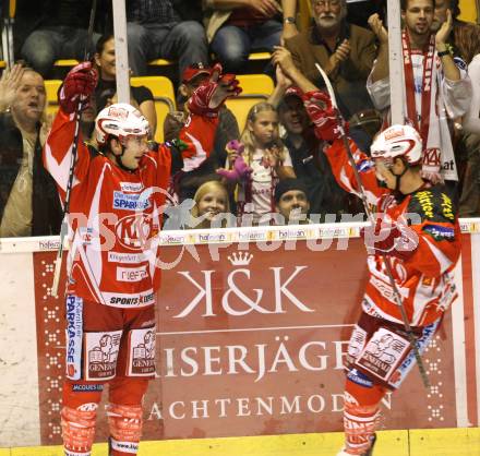 EBEL. Eishockey Bundesliga.  KAC gegen EC Red Bull Salzburg. Torjubel SPURGEON Tyler,  SCOFIELD Tyler (KAC). Klagenfurt, 9.9.2011.
Foto: Kuess 

---
pressefotos, pressefotografie, kuess, qs, qspictures, sport, bild, bilder, bilddatenbank