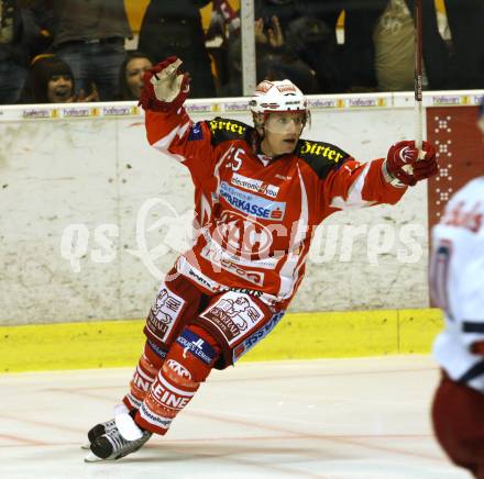 EBEL. Eishockey Bundesliga.  KAC gegen EC Red Bull Salzburg. Torjubel FUREY Kirk (KAC). Klagenfurt, 9.9.2011.
Foto: Kuess 

---
pressefotos, pressefotografie, kuess, qs, qspictures, sport, bild, bilder, bilddatenbank