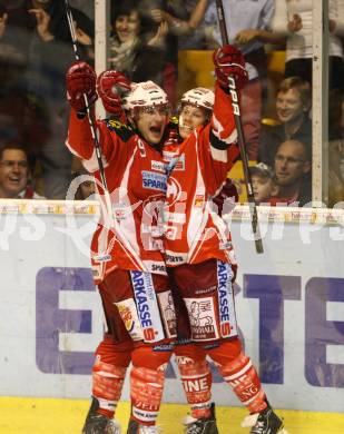 EBEL. Eishockey Bundesliga.  KAC gegen EC Red Bull Salzburg. Torjubel SPURGEON Tyler, SCOFIELD Tyler (KAC). Klagenfurt, 9.9.2011.
Foto: Kuess 

---
pressefotos, pressefotografie, kuess, qs, qspictures, sport, bild, bilder, bilddatenbank