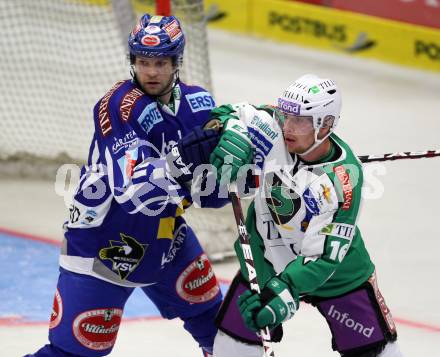 EBEL. Eishockey Bundesliga. EC Rekord Fenster VSV gegen HDD TILIA Olimpija Ljubljana. Craig Weller, (VSV),  Ales Music (Laibach). Villach, am 9.9.2011.
Foto: Kuess 


---
pressefotos, pressefotografie, kuess, qs, qspictures, sport, bild, bilder, bilddatenbank