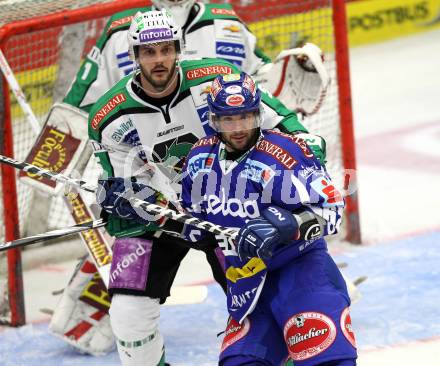 EBEL. Eishockey Bundesliga. EC Rekord Fenster VSV gegen HDD TILIA Olimpija Ljubljana. Pierre Luc Sleigher,  (VSV), Scott Hotham (Laibach). Villach, am 9.9.2011.
Foto: Kuess 


---
pressefotos, pressefotografie, kuess, qs, qspictures, sport, bild, bilder, bilddatenbank