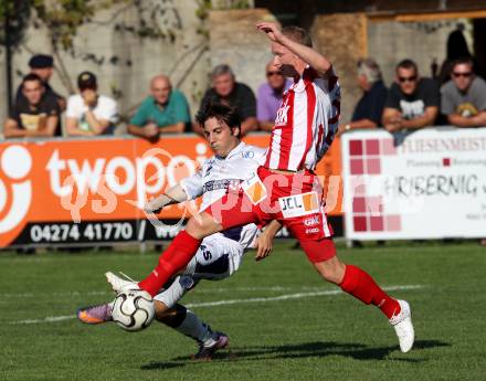 Fussball Regionalliga. SAK gegen GAK. Helmut Koenig (SAK), Patrick Durlacher (GAK). Klagenfurt, am 10.11.2011.
Foto: Kuess
---
pressefotos, pressefotografie, kuess, qs, qspictures, sport, bild, bilder, bilddatenbank