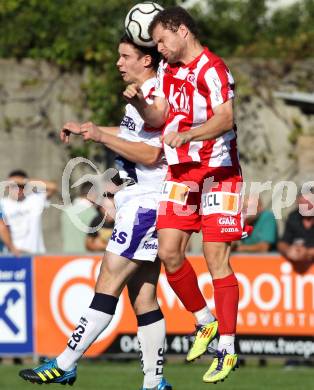 Fussball Regionalliga. SAK gegen GAK. Patrick Lausegger (SAK), Daniel Brauneis (GAK). Klagenfurt, am 10.11.2011.
Foto: Kuess
---
pressefotos, pressefotografie, kuess, qs, qspictures, sport, bild, bilder, bilddatenbank