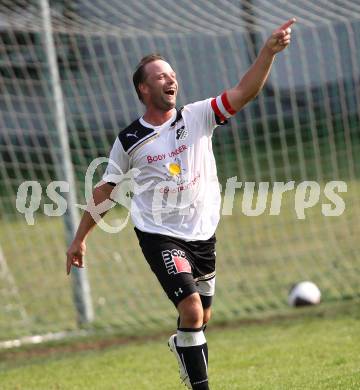 Fussball Kaerntner Liga. SVG Bleiburg gegen Ruden.  Torjubel Daniel Wriessnig (Bleiburg). Bleiburg, am 11.9.2011.
Foto: Kuess
---
pressefotos, pressefotografie, kuess, qs, qspictures, sport, bild, bilder, bilddatenbank