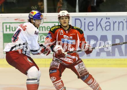 EBEL. Eishockey Bundesliga.  KAC gegen EC Red Bull Salzburg. Geier Stephan (KAC), Lynch Doug (Salzburg). Klagenfurt, 9.9.2011.
Foto: Kuess 

---
pressefotos, pressefotografie, kuess, qs, qspictures, sport, bild, bilder, bilddatenbank
