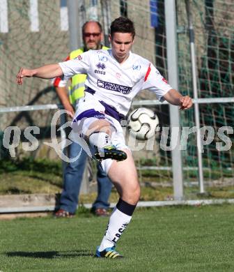 Fussball Regionalliga. SAK gegen GAK. Patrick Lausegger (SAK). Klagenfurt, am 10.11.2011.
Foto: Kuess
---
pressefotos, pressefotografie, kuess, qs, qspictures, sport, bild, bilder, bilddatenbank