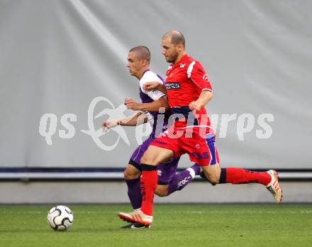 Fussball. Regionalliga. SK Austria Klagenfurt gegen SAK. Korepp Stefan Sebastian (Austria Klagenfurt), Dlopst Christian (SAK). Klagenfurt, 16.9.2011.
Foto: Kuess

---
pressefotos, pressefotografie, kuess, qs, qspictures, sport, bild, bilder, bilddatenbank