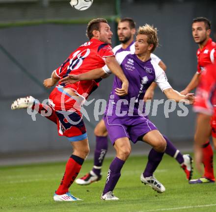 Fussball. Regionalliga. SK Austria Klagenfurt gegen SAK. Pucker Peter (Austria Klagenfurt), Oberrisser Florian (SAK). Klagenfurt, 16.9.2011.
Foto: Kuess

---
pressefotos, pressefotografie, kuess, qs, qspictures, sport, bild, bilder, bilddatenbank