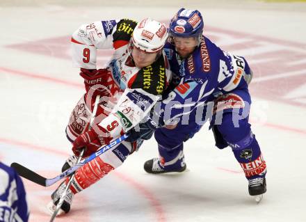 EBEL. Eishockey Bundesliga. EC Rekord Fenster VSV gegen EC KAC. Roland Kaspitz, (VSV), Tyler Spurgeon  (KAC). Villach, am 18.9.2011.
Foto: Kuess 


---
pressefotos, pressefotografie, kuess, qs, qspictures, sport, bild, bilder, bilddatenbank