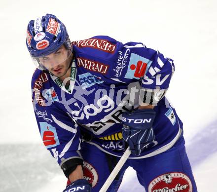 EBEL. Eishockey Bundesliga. EC Rekord Fenster VSV gegen EC KAC.  Kyle Wanvig (VSV). Villach, am 18.9.2011.
Foto: Kuess 


---
pressefotos, pressefotografie, kuess, qs, qspictures, sport, bild, bilder, bilddatenbank