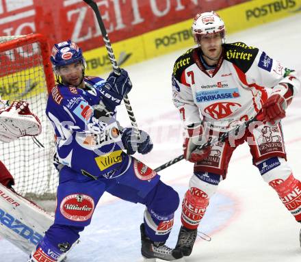 EBEL. Eishockey Bundesliga. EC Rekord Fenster VSV gegen EC KAC. Pierre Luc Sleigher,  (VSV), Herbert Ratz (KAC). Villach, am 18.9.2011.
Foto: Kuess 


---
pressefotos, pressefotografie, kuess, qs, qspictures, sport, bild, bilder, bilddatenbank