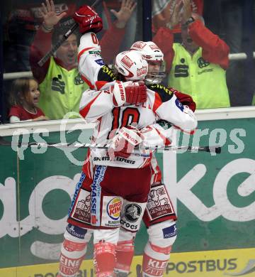 EBEL. Eishockey Bundesliga. EC Rekord Fenster VSV gegen EC KAC. Torjubel Gragor Hager, Tyler Scofield (KAC). Villach, am 18.9.2011.
Foto: Kuess 


---
pressefotos, pressefotografie, kuess, qs, qspictures, sport, bild, bilder, bilddatenbank