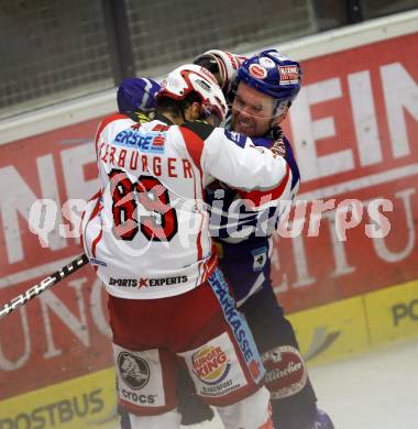 EBEL. Eishockey Bundesliga. EC Rekord Fenster VSV gegen EC KAC. Kevin Mitchell,  (VSV), Raphael Herburger (KAC). Villach, am 18.9.2011.
Foto: Kuess 


---
pressefotos, pressefotografie, kuess, qs, qspictures, sport, bild, bilder, bilddatenbank