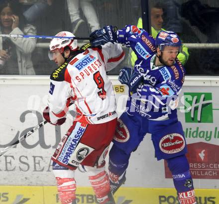 EBEL. Eishockey Bundesliga. EC Rekord Fenster VSV gegen EC KAC. Roland Kaspitz,  (VSV), Tyler Spurgeon (KAC). Villach, am 18.9.2011.
Foto: Kuess 


---
pressefotos, pressefotografie, kuess, qs, qspictures, sport, bild, bilder, bilddatenbank