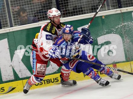 EBEL. Eishockey Bundesliga. EC Rekord Fenster VSV gegen EC KAC. Nico Toff, (VSV), Nikolaus Holzer (KAC). Villach, am 18.9.2011.
Foto: Kuess 


---
pressefotos, pressefotografie, kuess, qs, qspictures, sport, bild, bilder, bilddatenbank