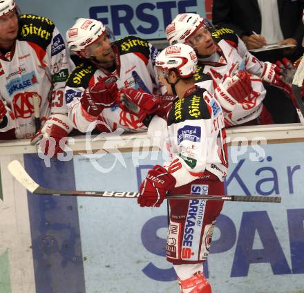 EBEL. Eishockey Bundesliga. EC Rekord Fenster VSV gegen EC KAC.  Torjubel Tyler Scofield (KAC). Villach, am 18.9.2011.
Foto: Kuess 


---
pressefotos, pressefotografie, kuess, qs, qspictures, sport, bild, bilder, bilddatenbank